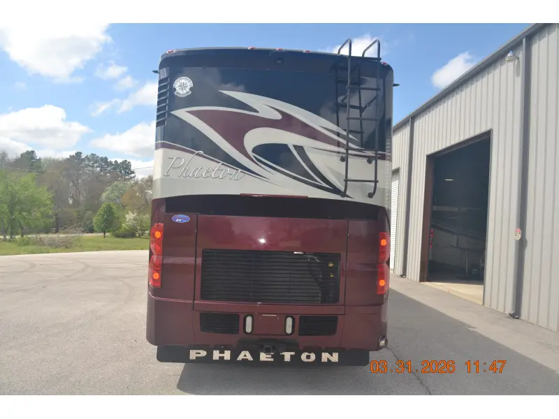 2014 Tiffin Motorhomes Phaeton 40 QTH