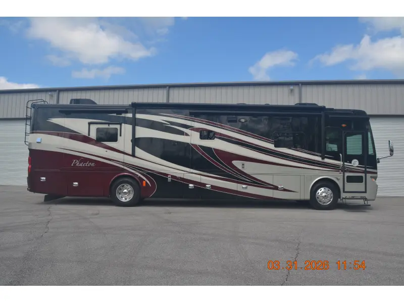 2014 Tiffin Motorhomes Phaeton 40 QTH