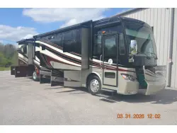 2014 Tiffin Motorhomes Phaeton 40 QTH