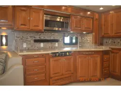 2014 Tiffin Motorhomes Phaeton 40 QTH