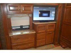 2014 Tiffin Motorhomes Phaeton 40 QTH