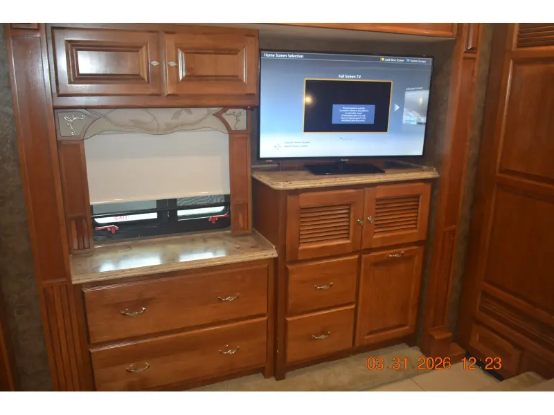 2014 Tiffin Motorhomes Phaeton 40 QTH