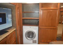 2014 Tiffin Motorhomes Phaeton 40 QTH