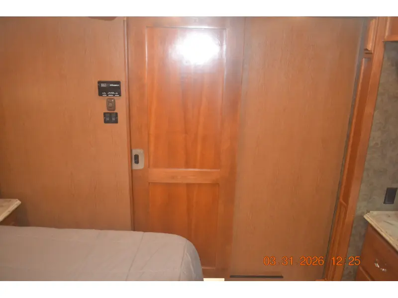 2014 Tiffin Motorhomes Phaeton 40 QTH