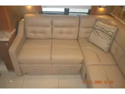 2014 Tiffin Motorhomes Phaeton 40 QTH