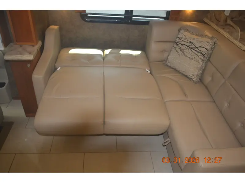 2014 Tiffin Motorhomes Phaeton 40 QTH