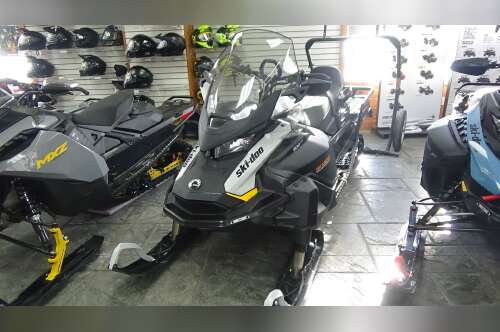 2026 Ski-Doo Skandic LE 900 ACE ES Silent Cobra WT 1.5 Track 20 in. in bennington VT