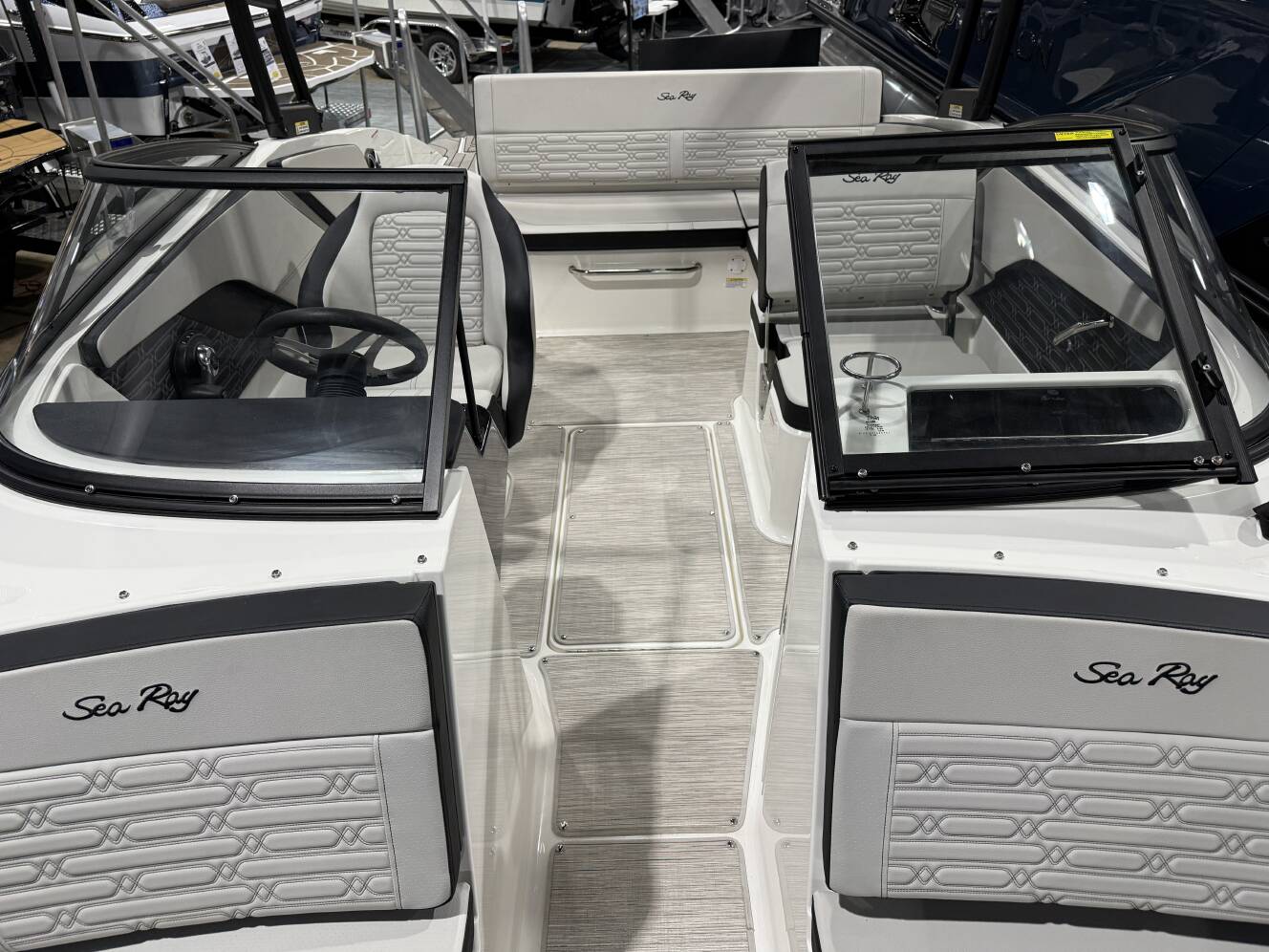 A photo of this 2026 Sea Ray SPX 210