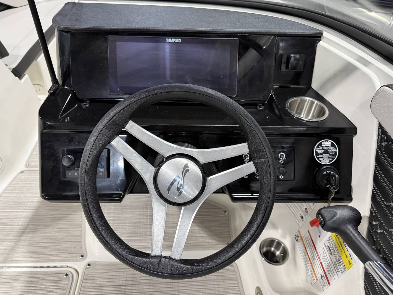 A photo of this 2026 Sea Ray SPX 210