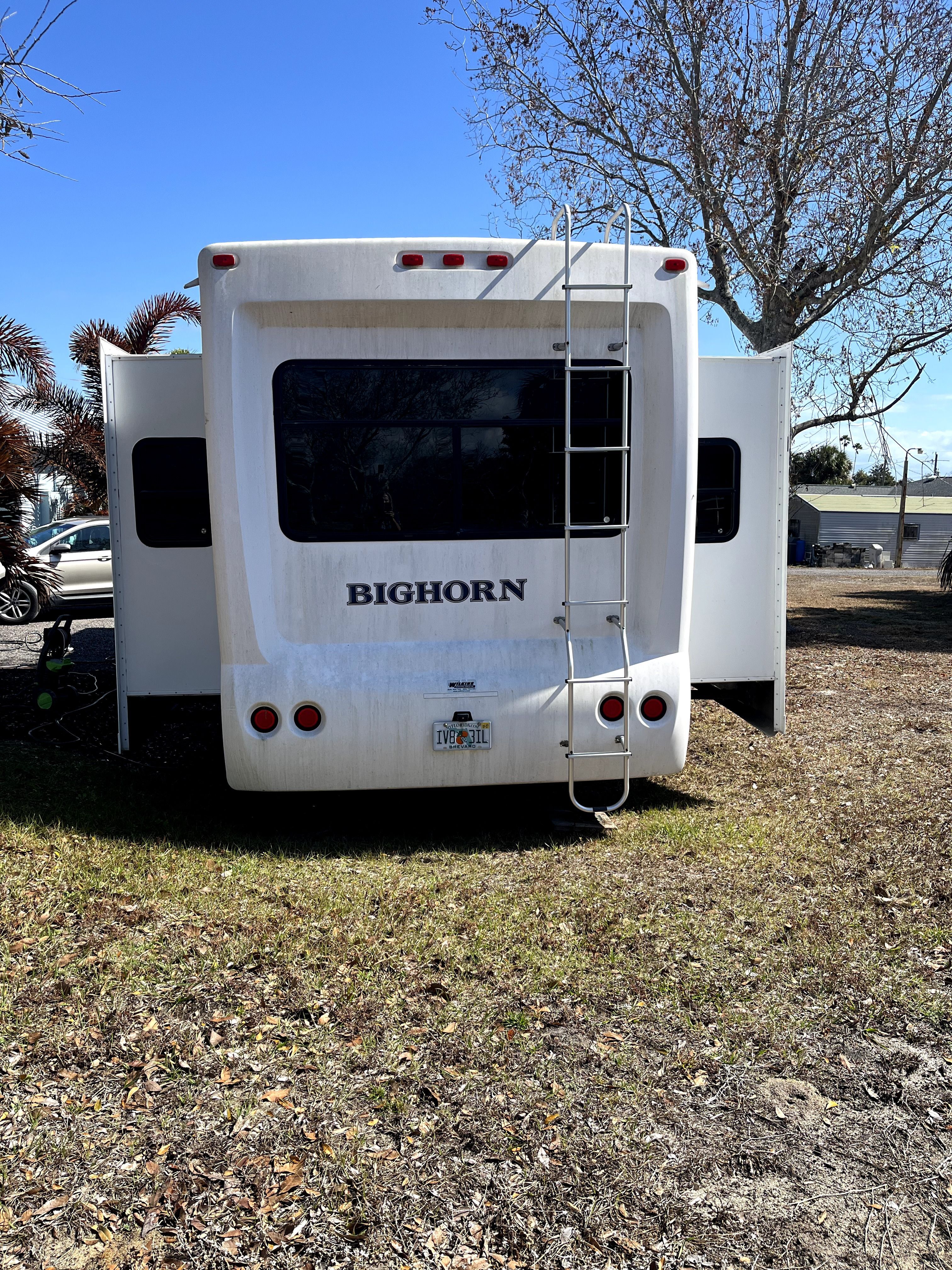 2013 Heartland BIGHORN 3610RE in malabar FL
