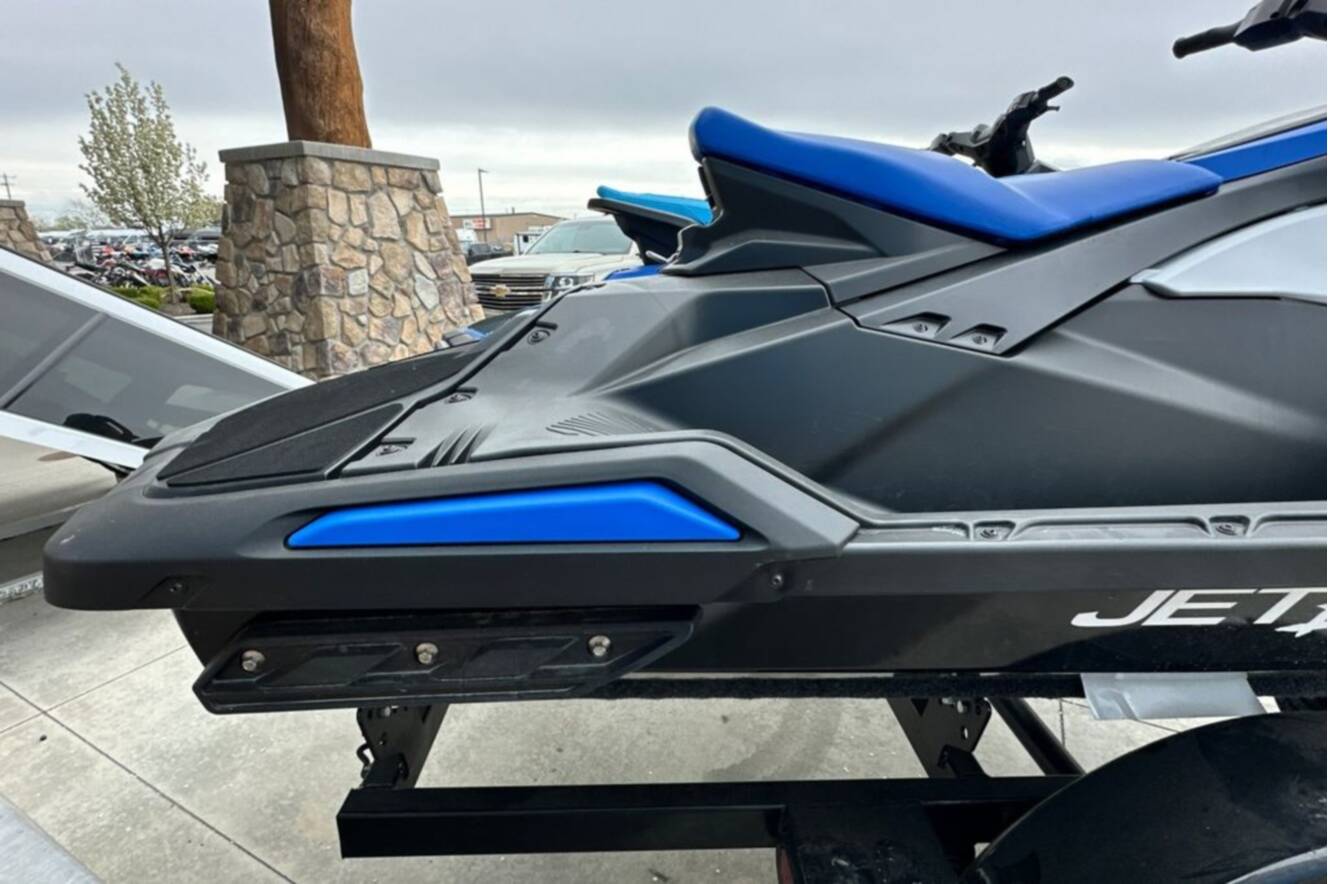 A photo of this 2026 Yamaha JETBLASTER-BLACK