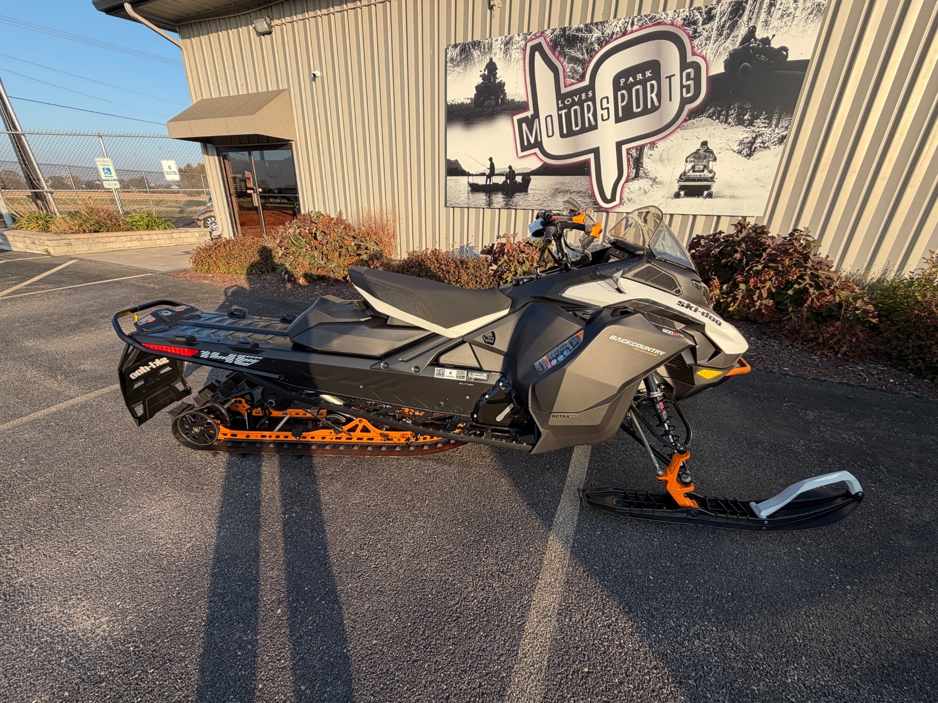2026 Ski-Doo Backcountry Adrenaline 600R E-TEC ES PowderMax 2.0 in roscoe IL