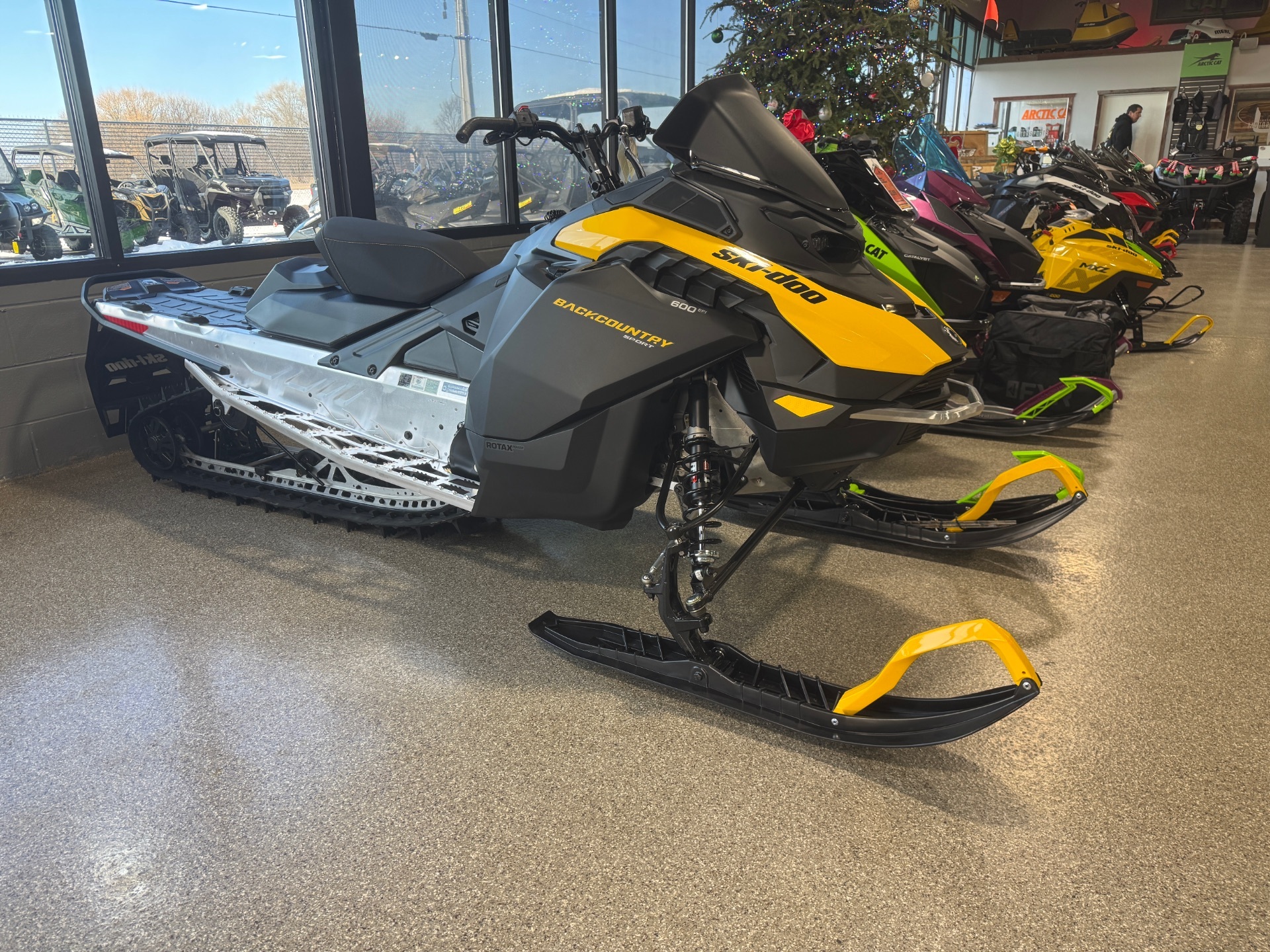 2026 Ski-Doo Backcountry Sport 600 EFI ES PowderMax 2.0 in roscoe IL