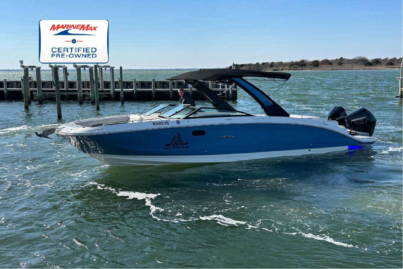 A photo of this 2023 Sea Ray SDX 290 Outboard
