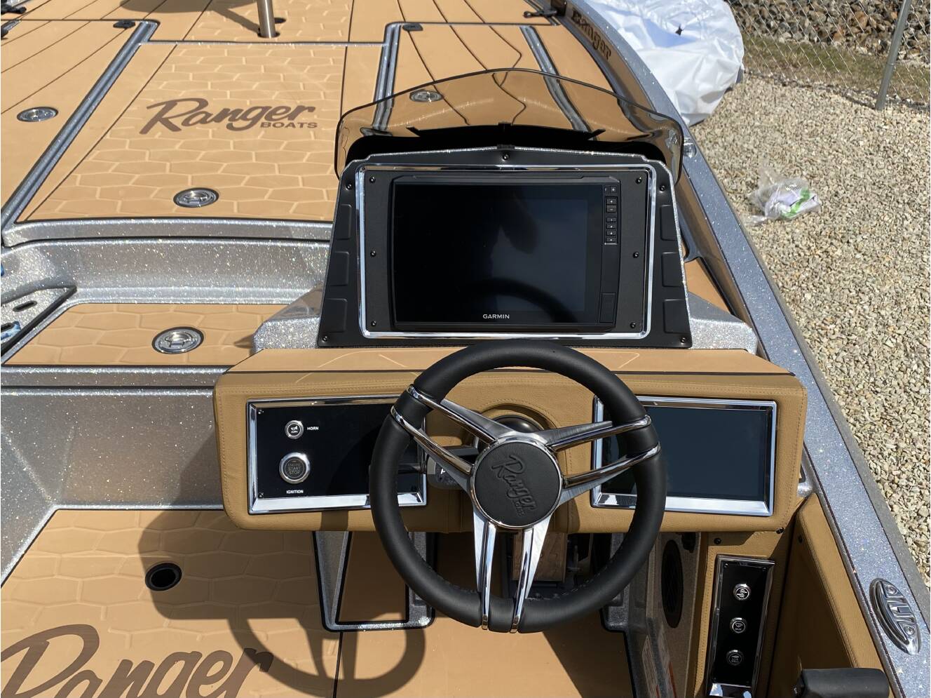 A photo of this 2026 Ranger Boats Z Comanche® Z520R Ultra