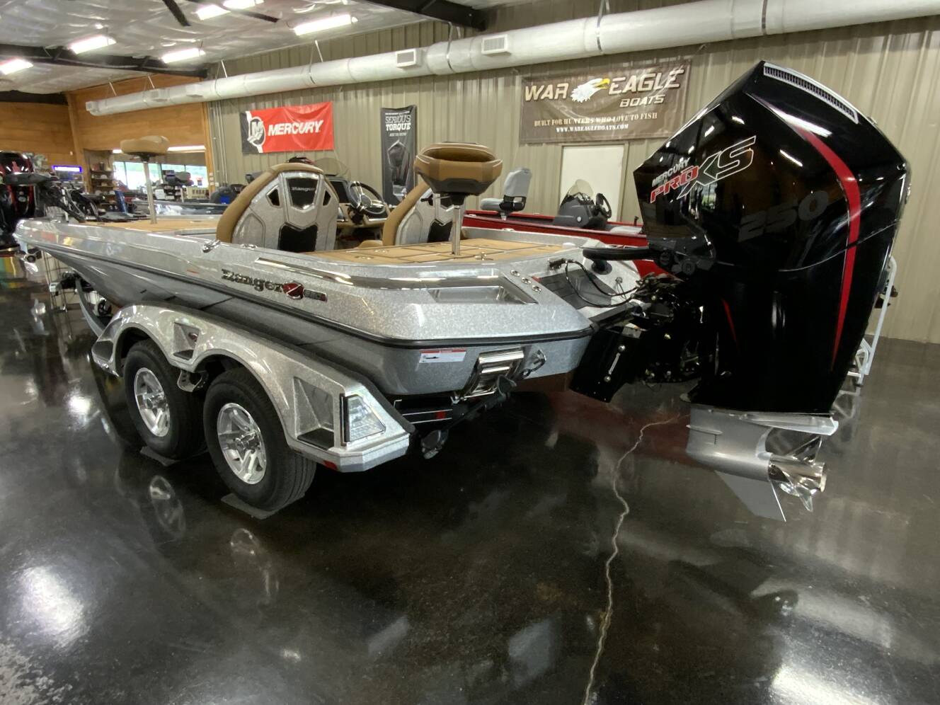A photo of this 2026 Ranger Boats Z Comanche® Z520R Ultra