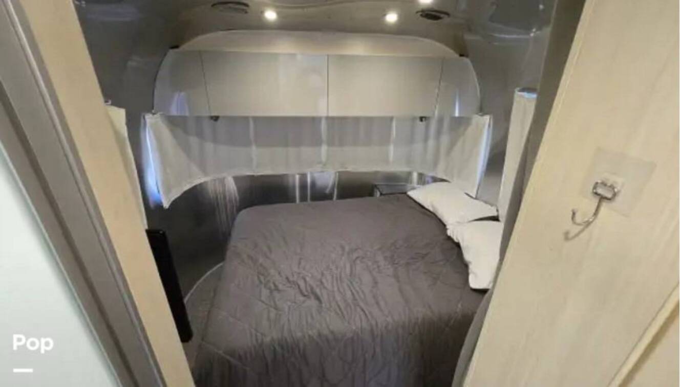 A photo of this 2022 Airstream Flying Cloud 25FB