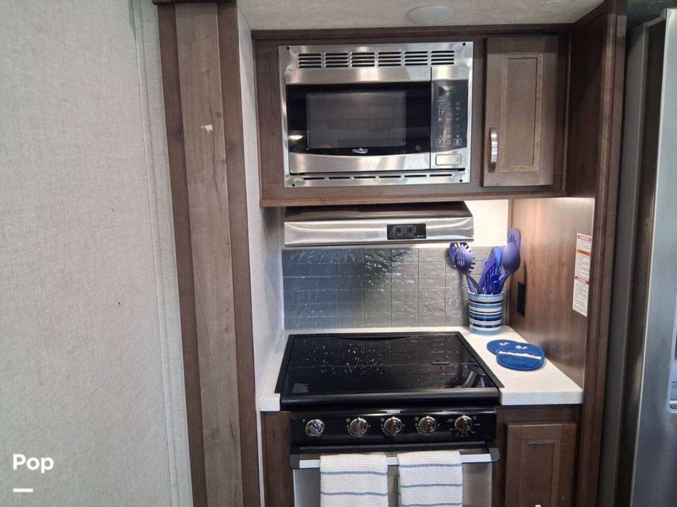 A photo of this 2020 Highland Ridge Mesa Ridge 328BHS