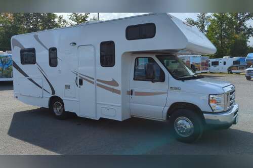 2020 Thor Motor Coach 25 Footer in warrenton VA