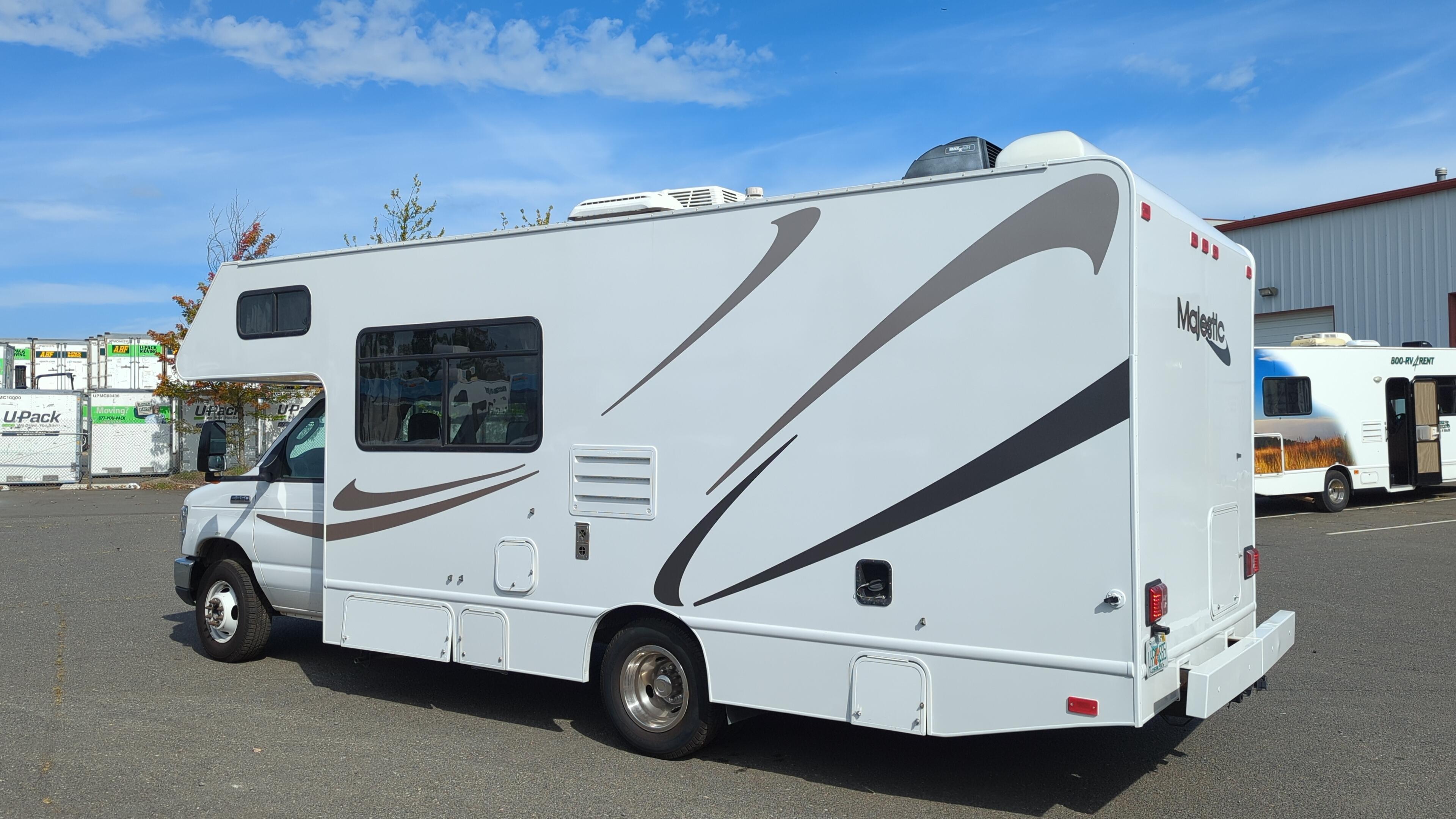 2020 Thor Motor Coach 25 Footer in warrenton VA