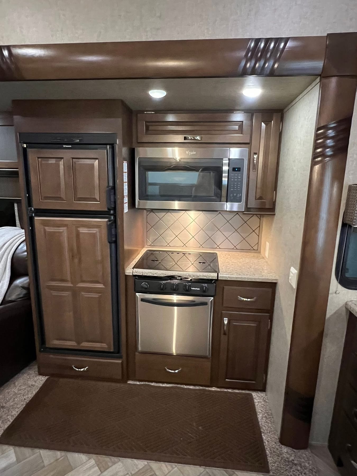 2017 Forest River CEDAR CREEK SILVERBACK 29RE in wiggins CO