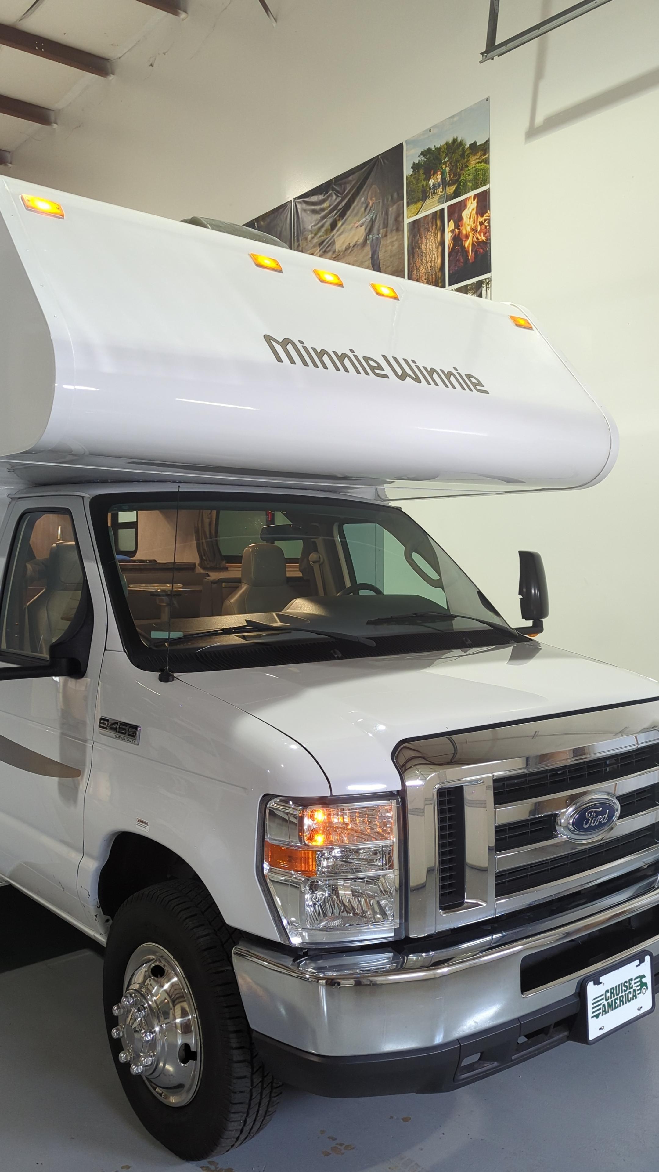 2020 Winnebago 30 Footer 328QR in warrenton VA