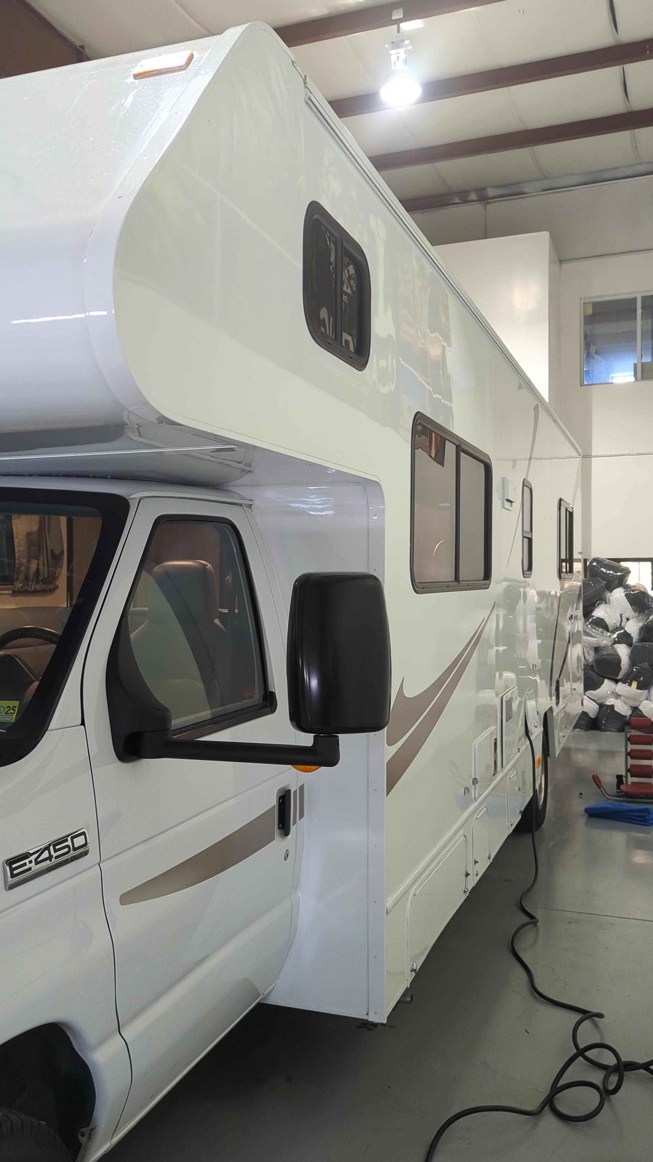 2020 Winnebago 30 Footer 328QR in warrenton VA