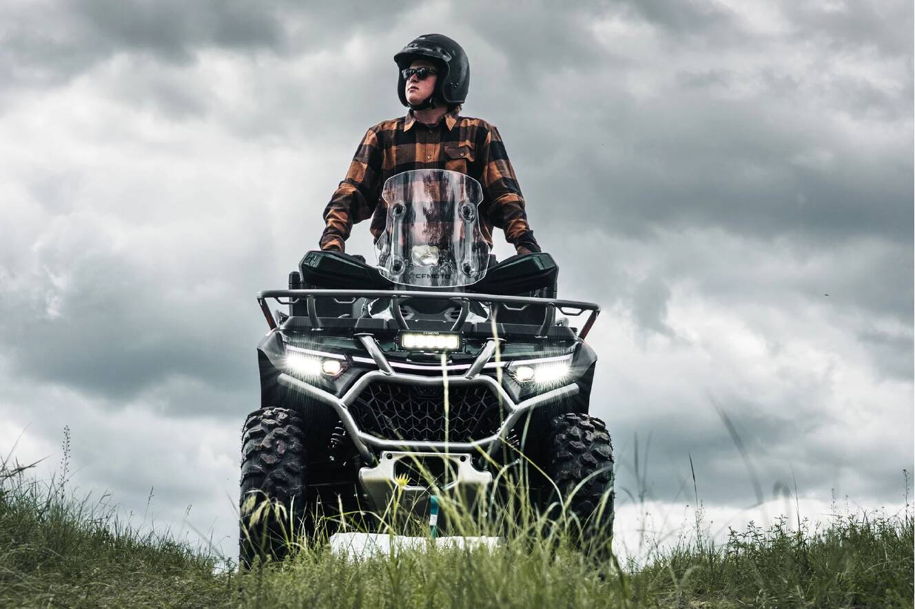 A photo of this 2026 CFMOTO CForce 1000 Overland