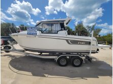 Jeanneau TH33 Preview image