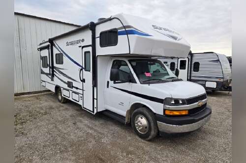 2021 Forest River SUNSEEKER 2550DS LE in delta OH