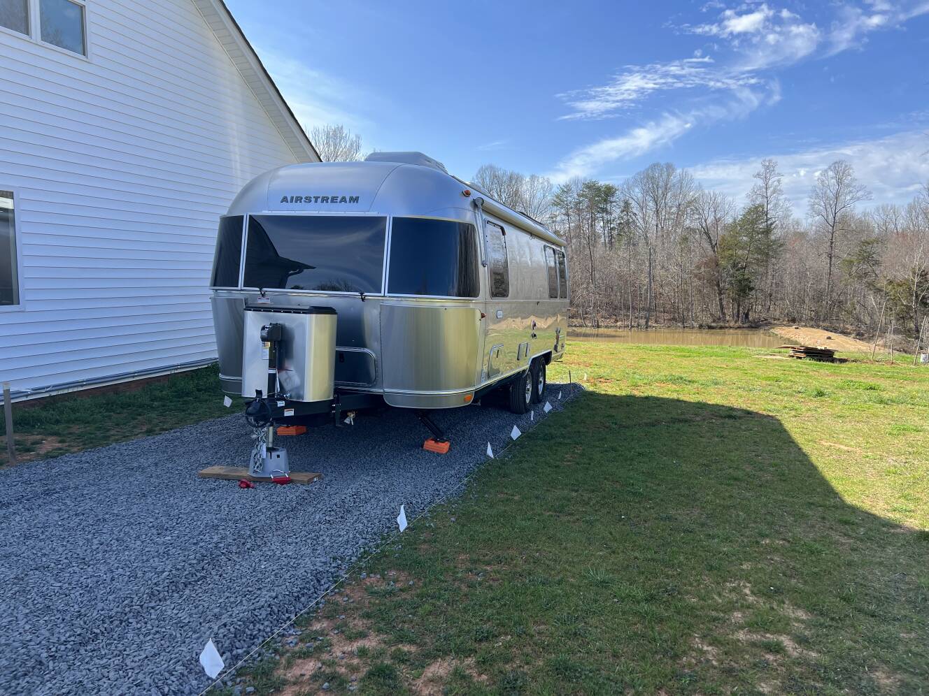A photo of this 2023 Airstream FLYING CLOUD 25FB TWIN