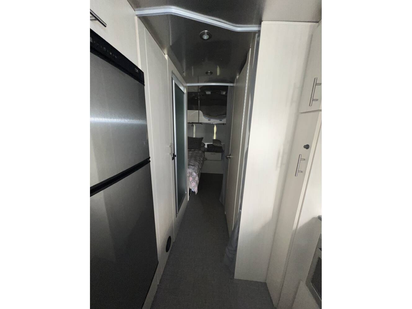 A photo of this 2023 Airstream FLYING CLOUD 25FB TWIN