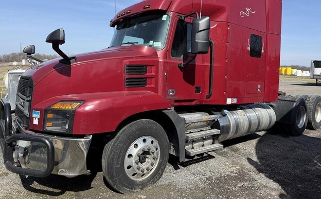 2020 MACK AN64T in Port Byron, NY