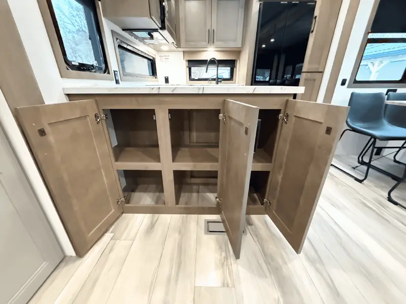 2027 KZ RV Durango D256RKT Half-Ton