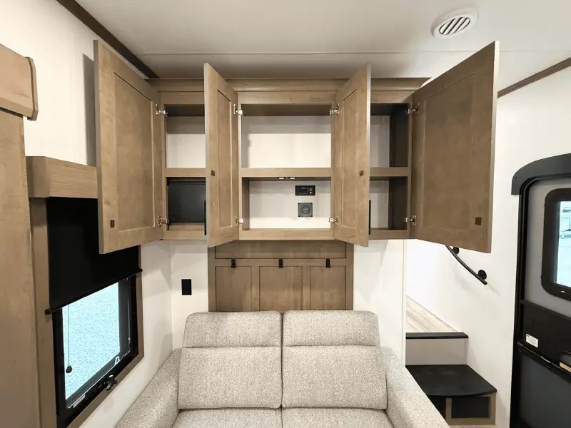 2027 KZ RV Durango D256RKT Half-Ton