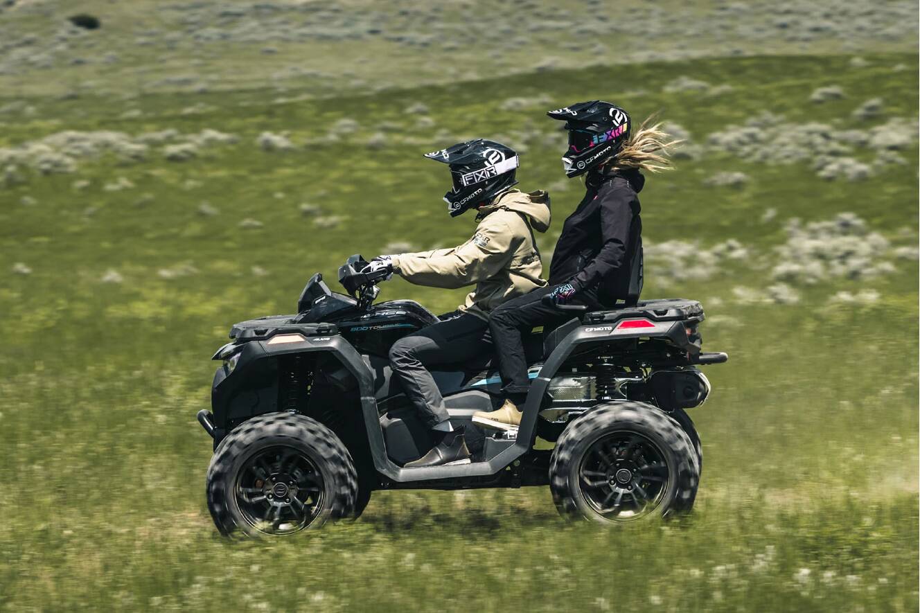 A photo of this 2026 CFMOTO CForce 1000 Touring