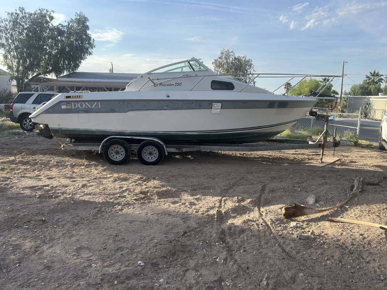 A photo of this 1989 Donzi 25