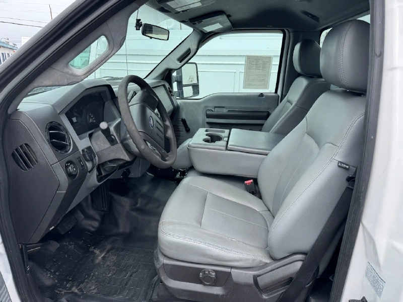 2012 FORD F550