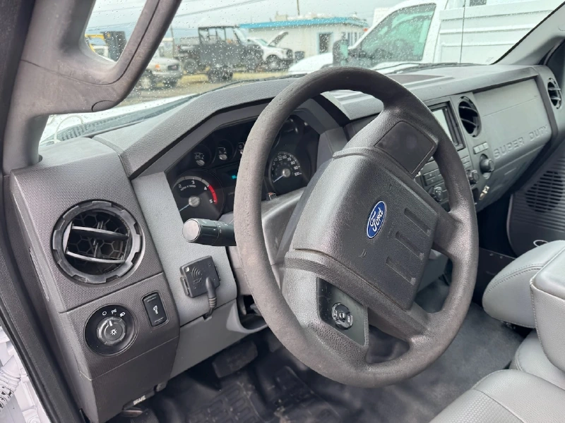 2012 FORD F550