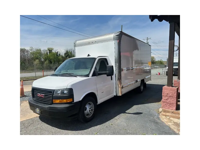 2023 GMC G3500