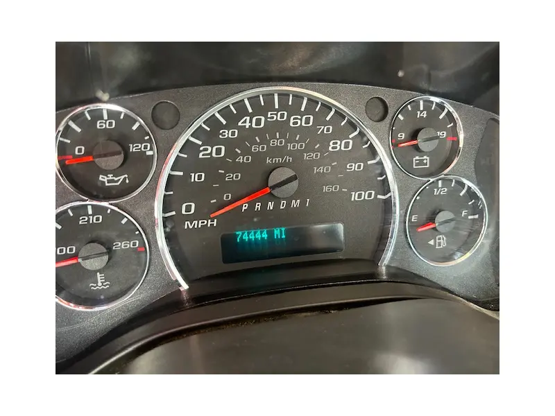 2023 GMC G3500
