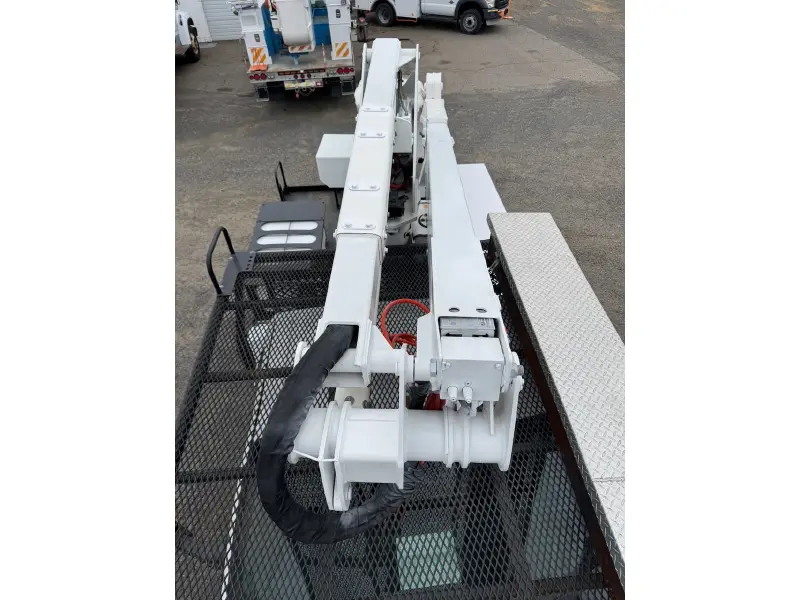 2016 FORD F550