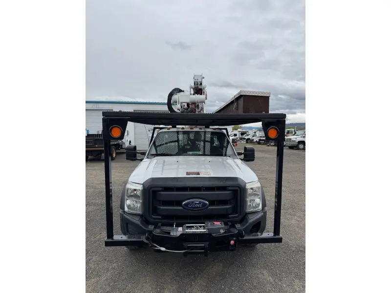 2016 FORD F550