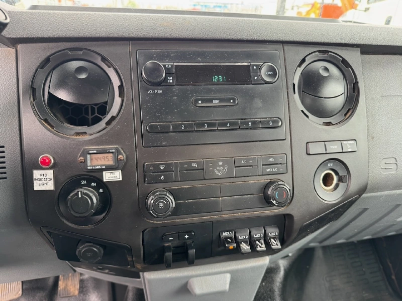 2016 FORD F550