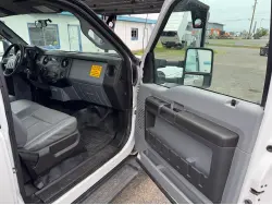 2016 FORD F550