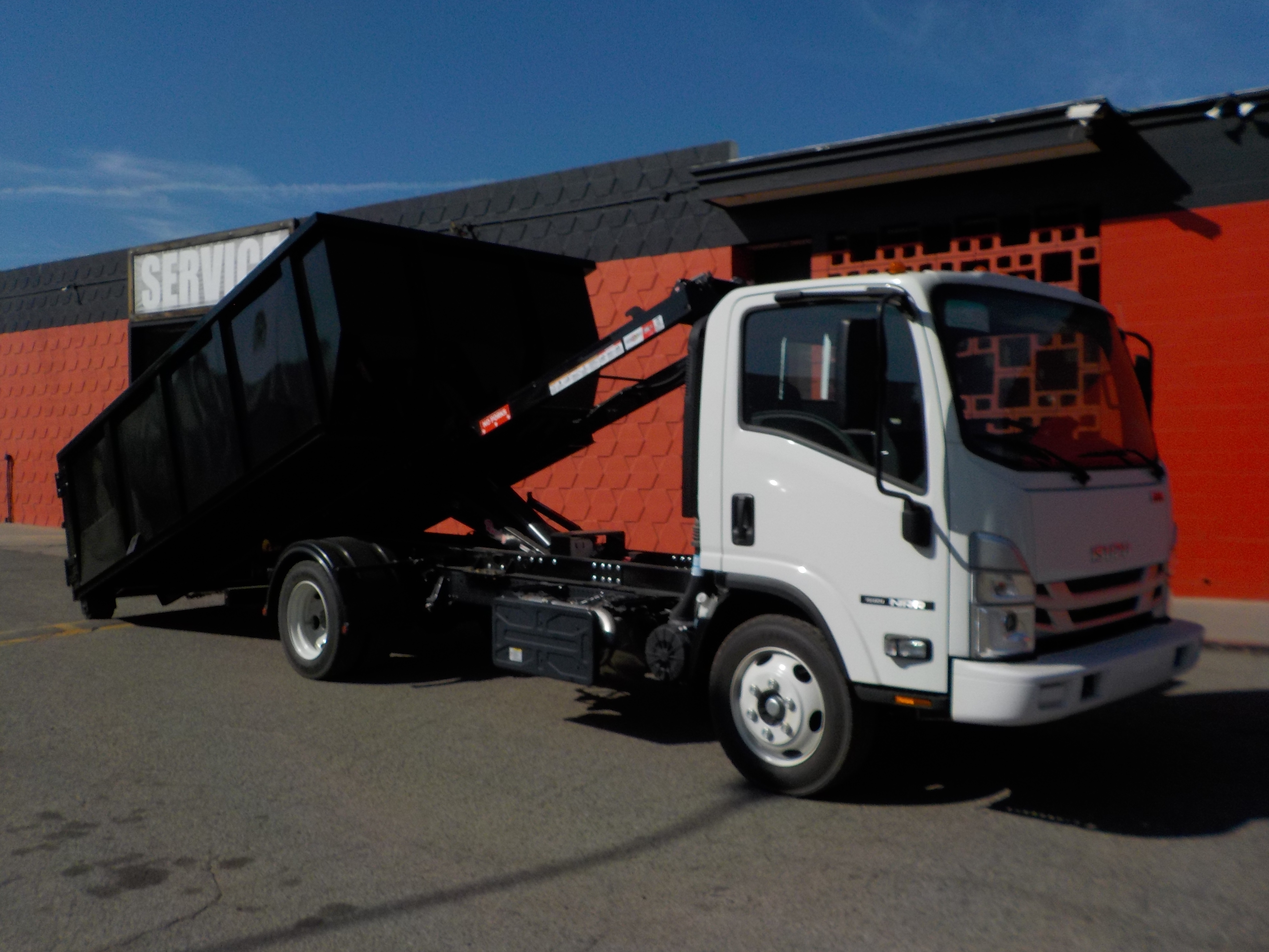 2024 ISUZU NQR in Corona, CA