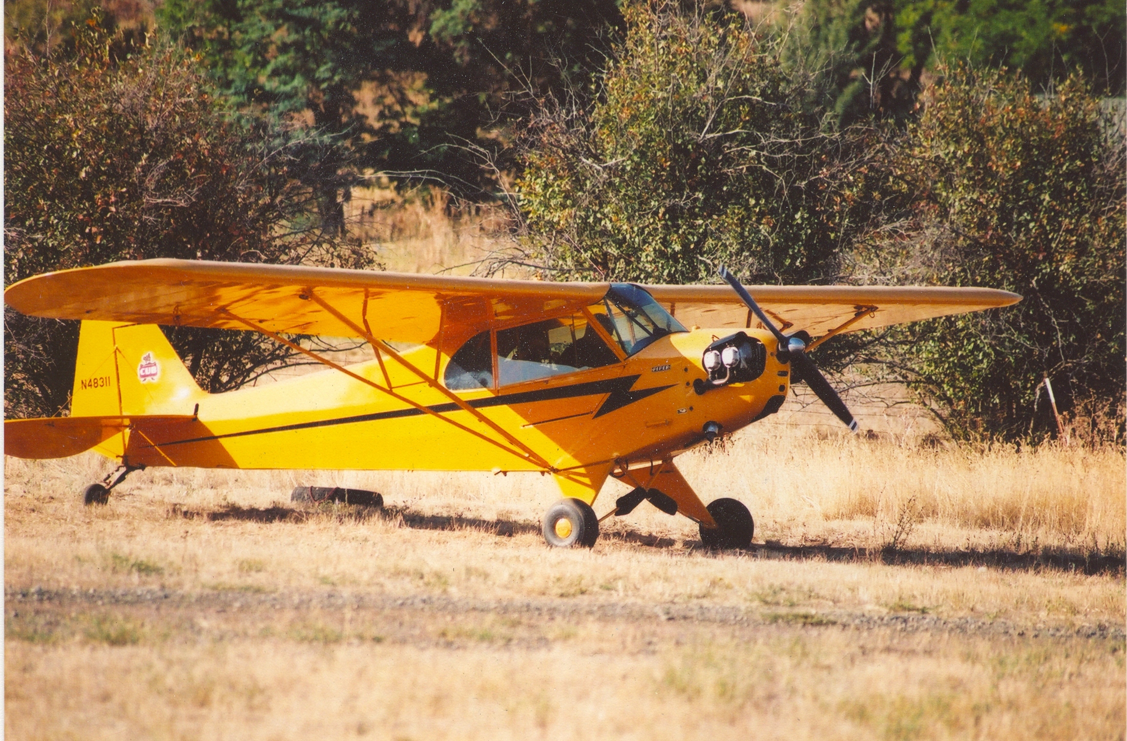 1942 Piper J3cub aircraft