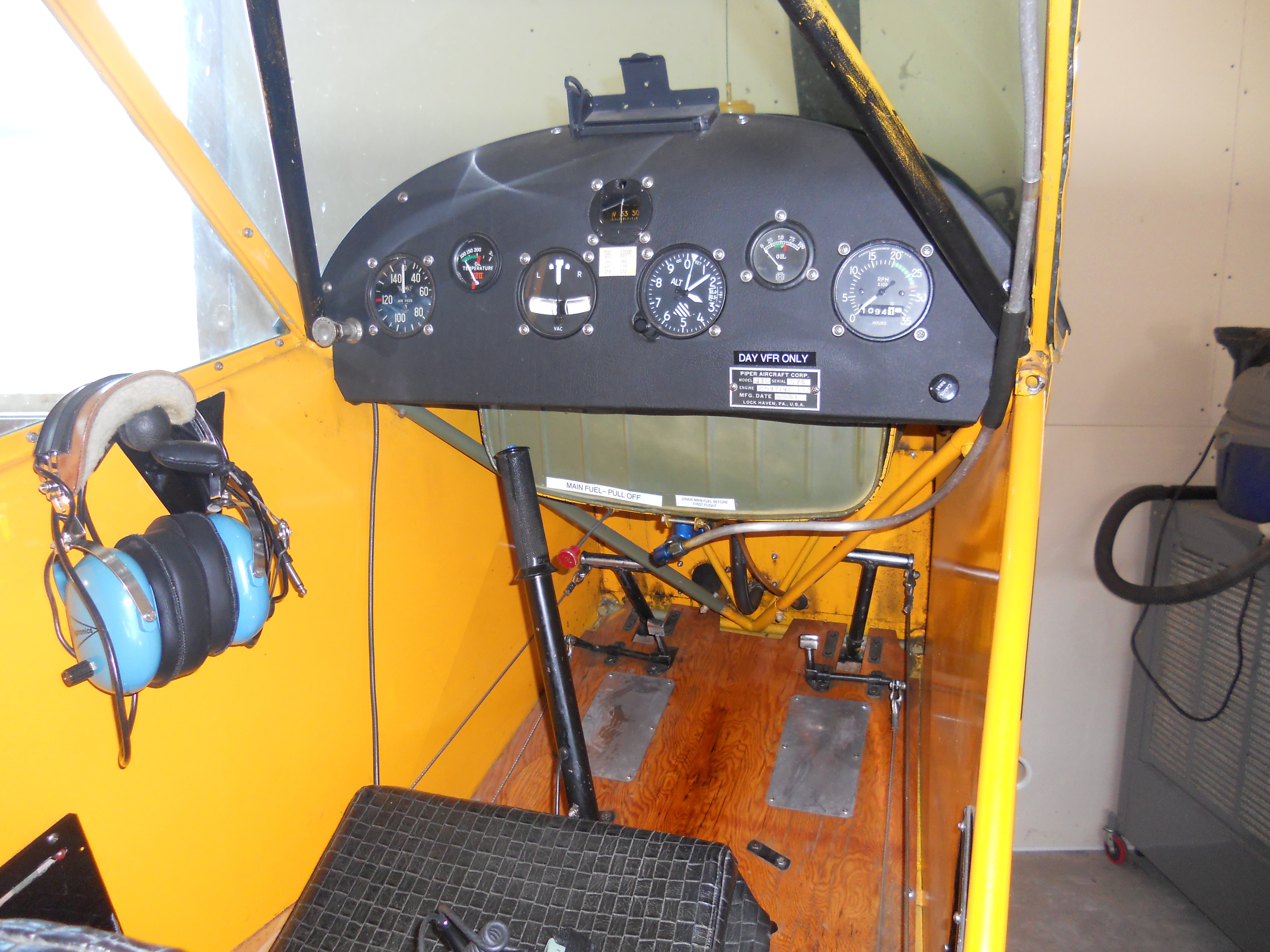 1942 Piper J3cub in oxbow OR