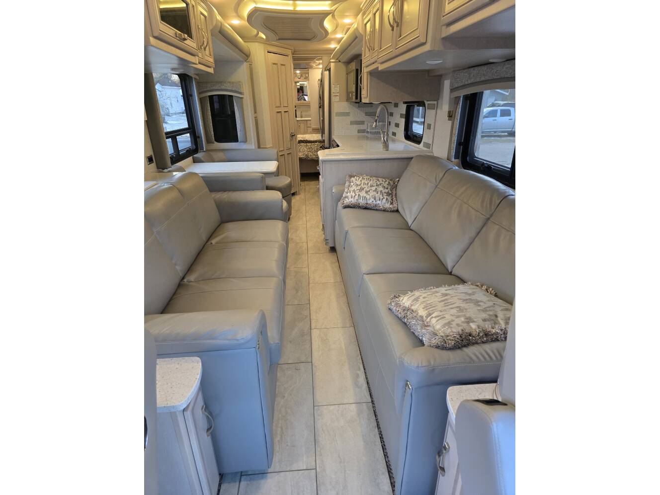 A photo of this 2020 Newmar KOUNTRY STAR 4002