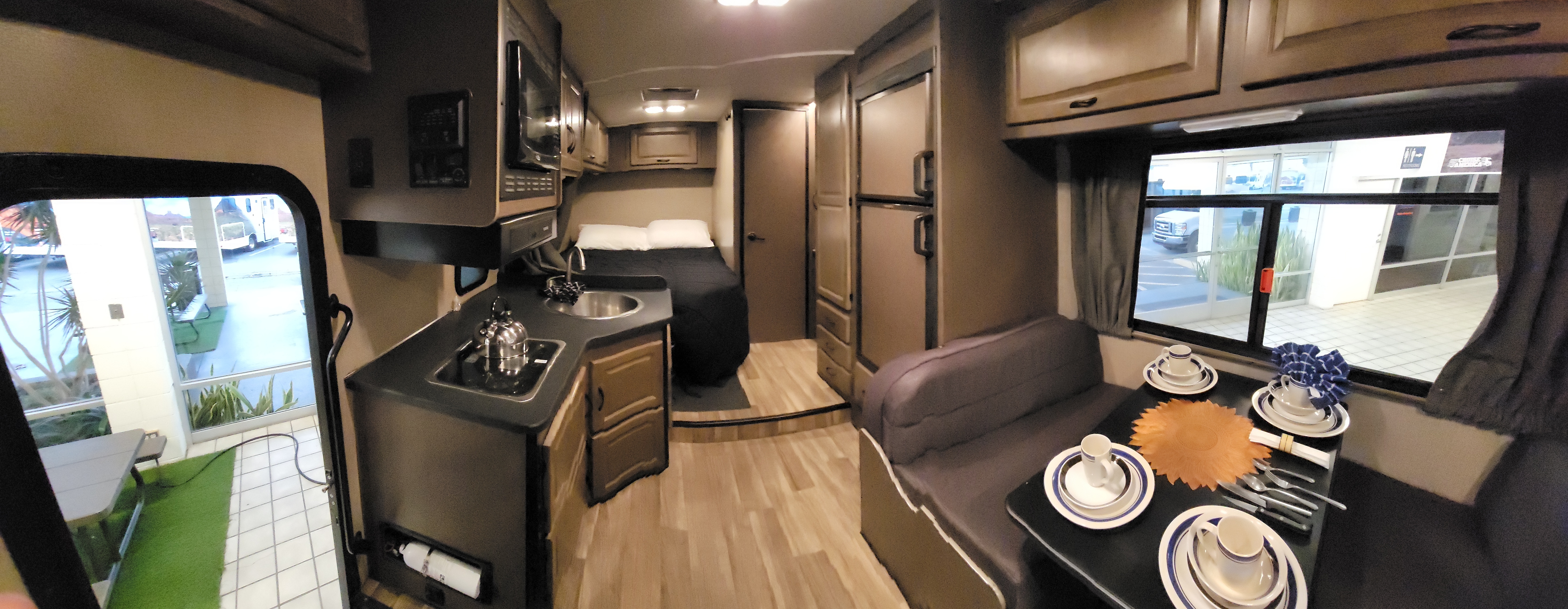 2020 Thor Motor Coach 23A in long beach CA